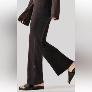 NWT Athleta Harmony Pose Pant